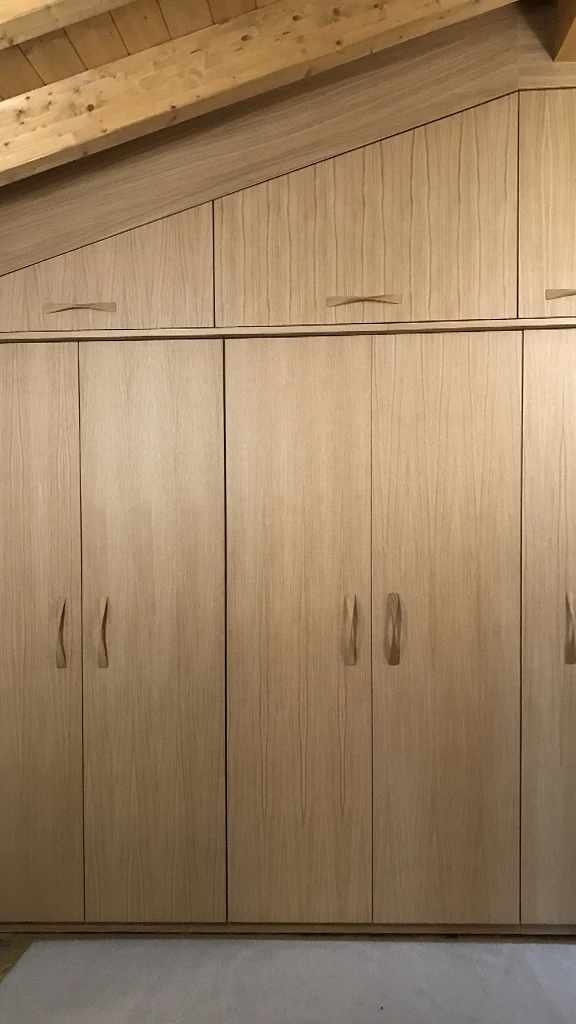 Armadio In Legno Bergamo Clusone 03