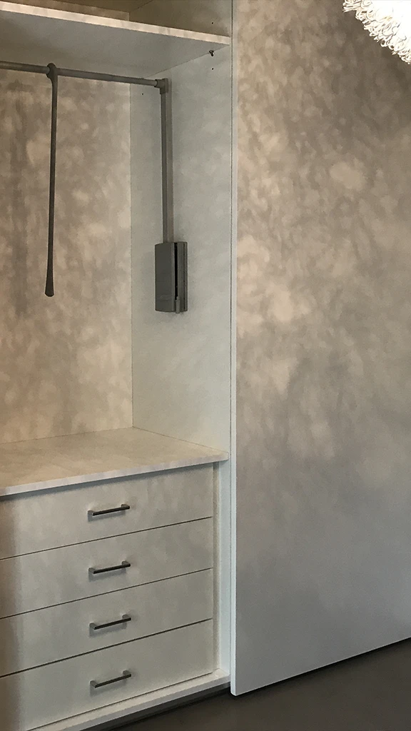 Armadio In Legno Bergamo Clusone 04